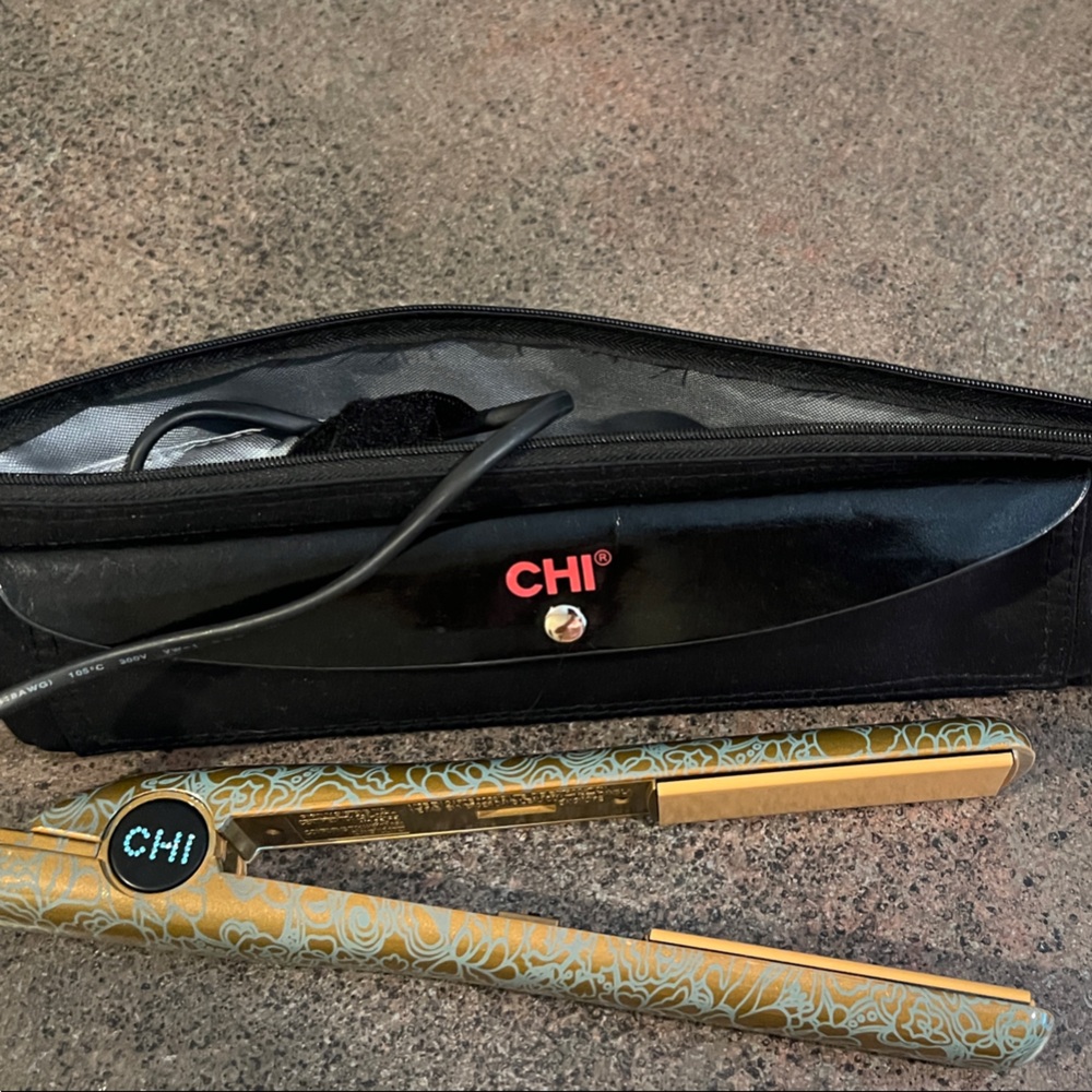 Chi London Gold and Black Hair Straightener